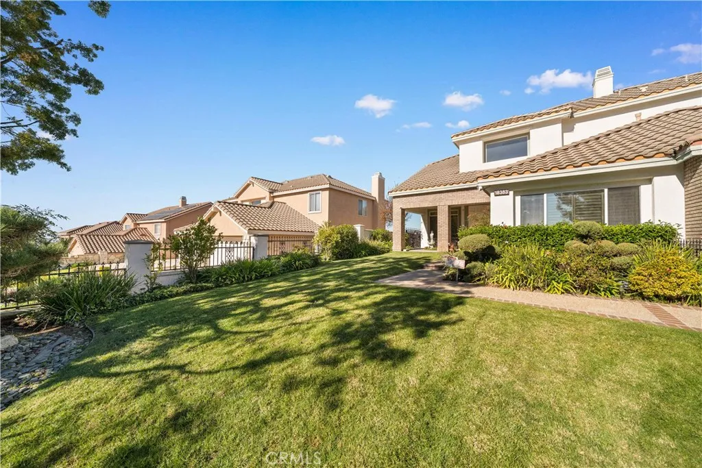 18383 Vantage Pointe, Rowland Heights, California 91748 home-pic-2